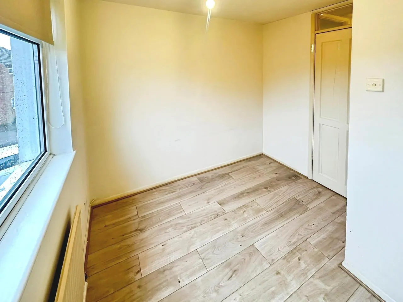 Peregrine Road, Lewsey Farm, LU4, photo 16
