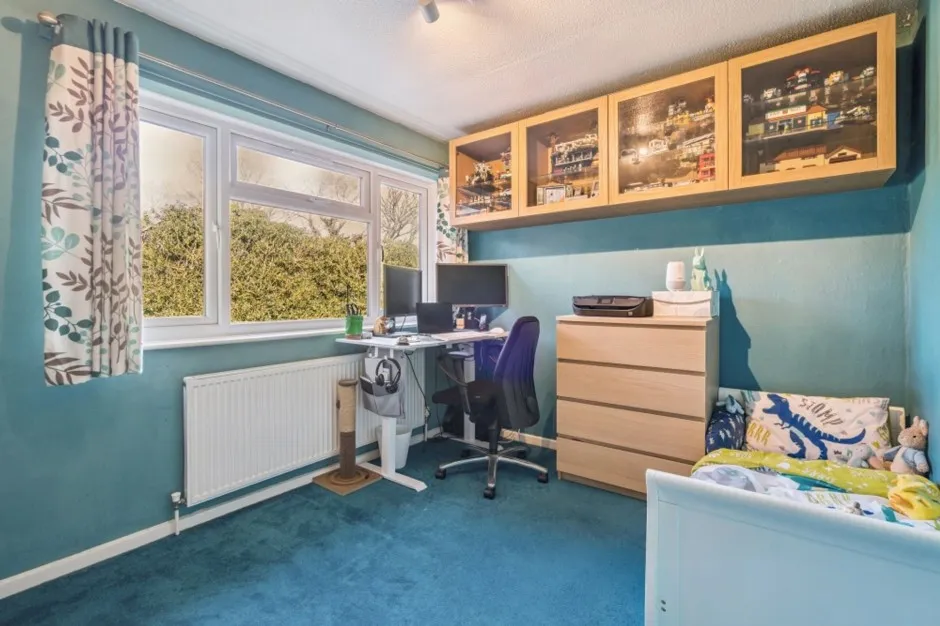 Finians Close, Uxbridge, UB10, photo 18