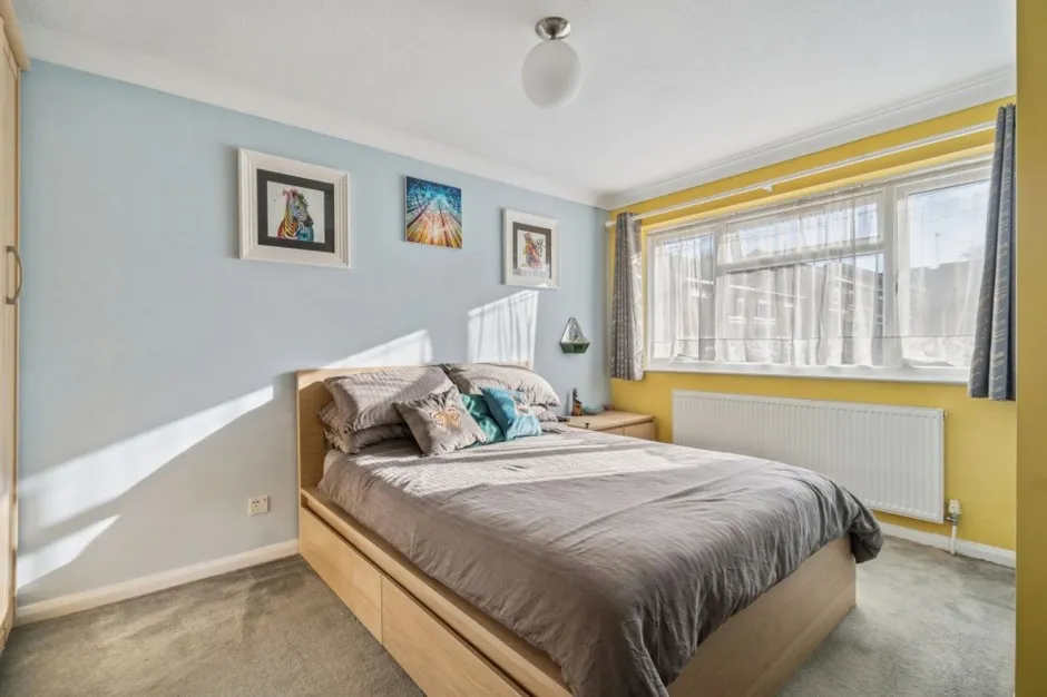 Finians Close, Uxbridge, UB10, photo 13