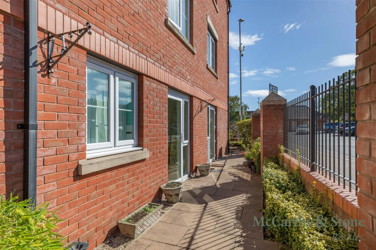 Stafford Street, Newport, TF10, photo 2
