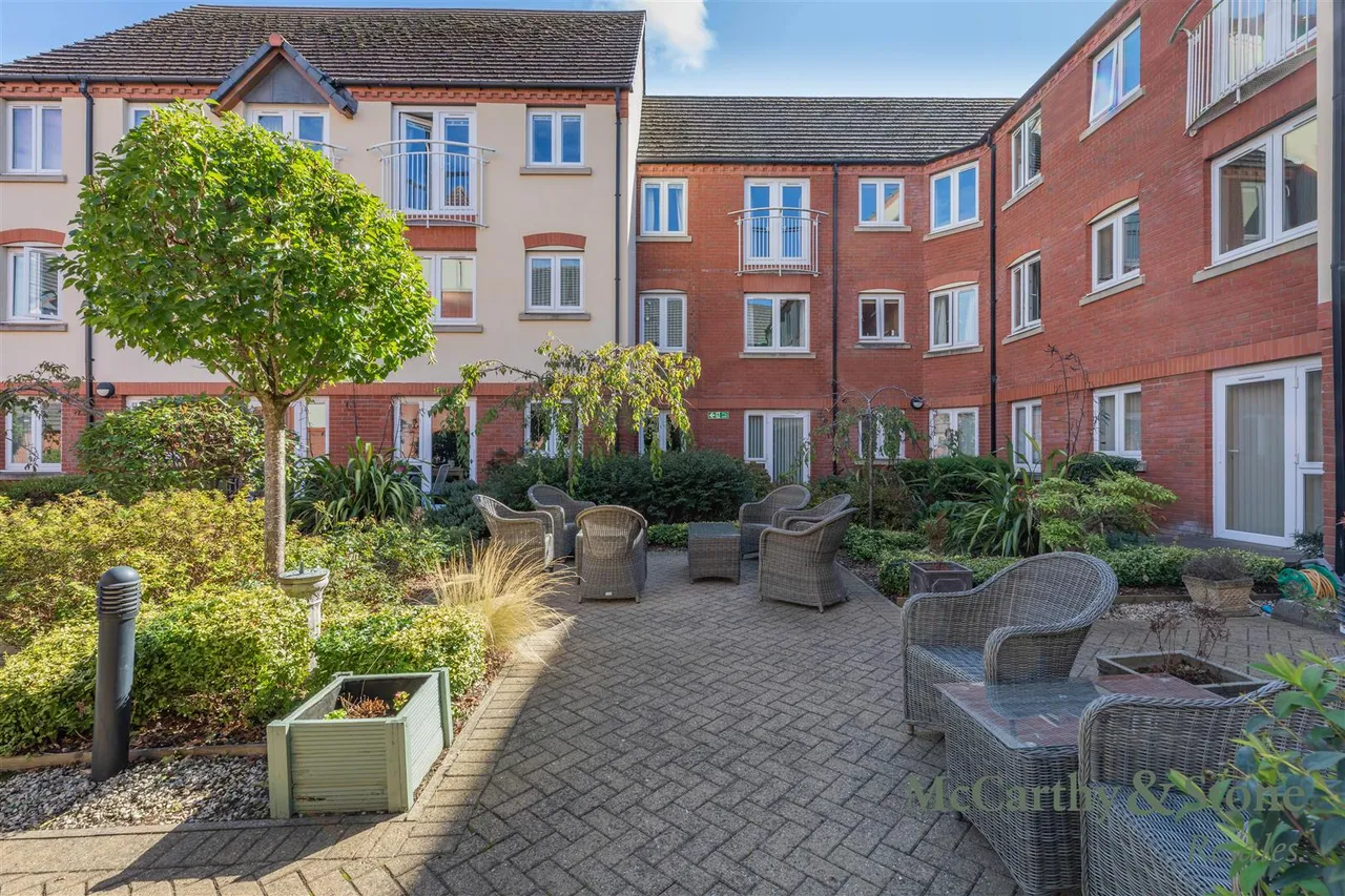 Stafford Street, Newport, TF10, photo 13