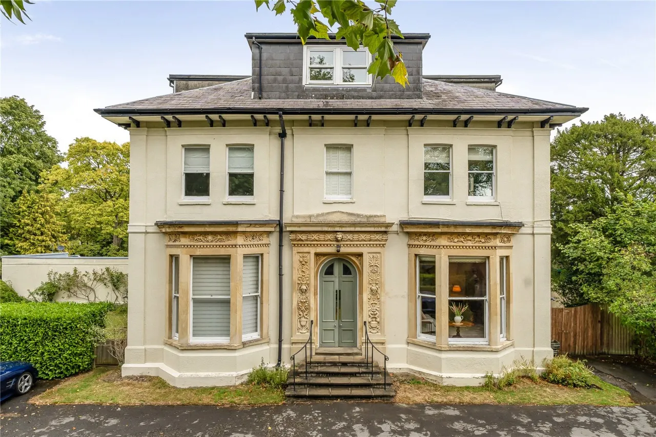 Queens Road, Cheltenham, GL50, photo 13
