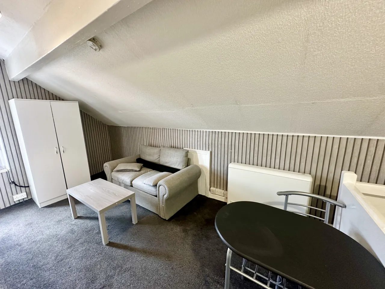 Temple Crescent, LEEDS, photo 3
