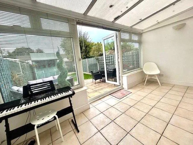 Elgin Avenue, Ashford, TW15, photo 15