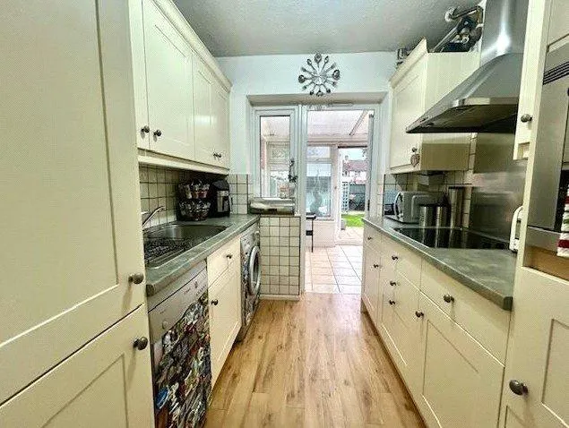 Elgin Avenue, Ashford, TW15, photo 3