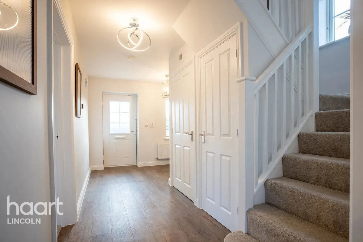 Lawrence Road, Wittering, PE8, photo 7