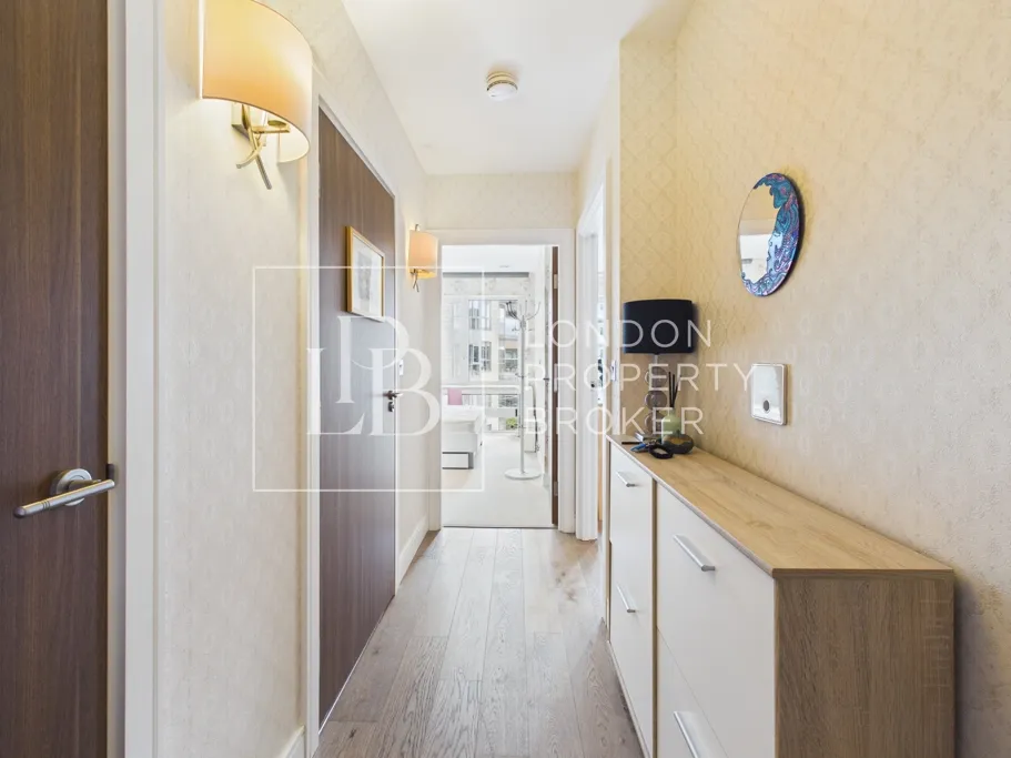 Longfield Avenue, London, W5, photo 7