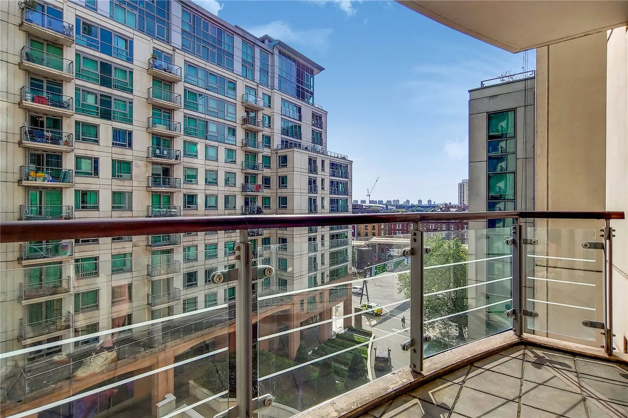 St. George Wharf, London, SW8, photo 13