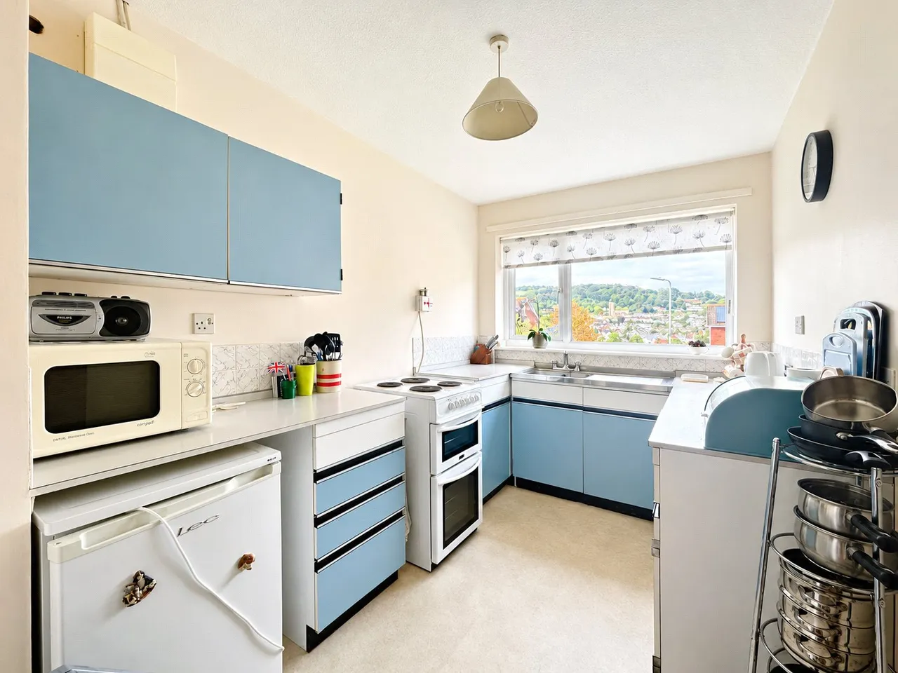 Windsor Close, Minehead, TA24, photo 4