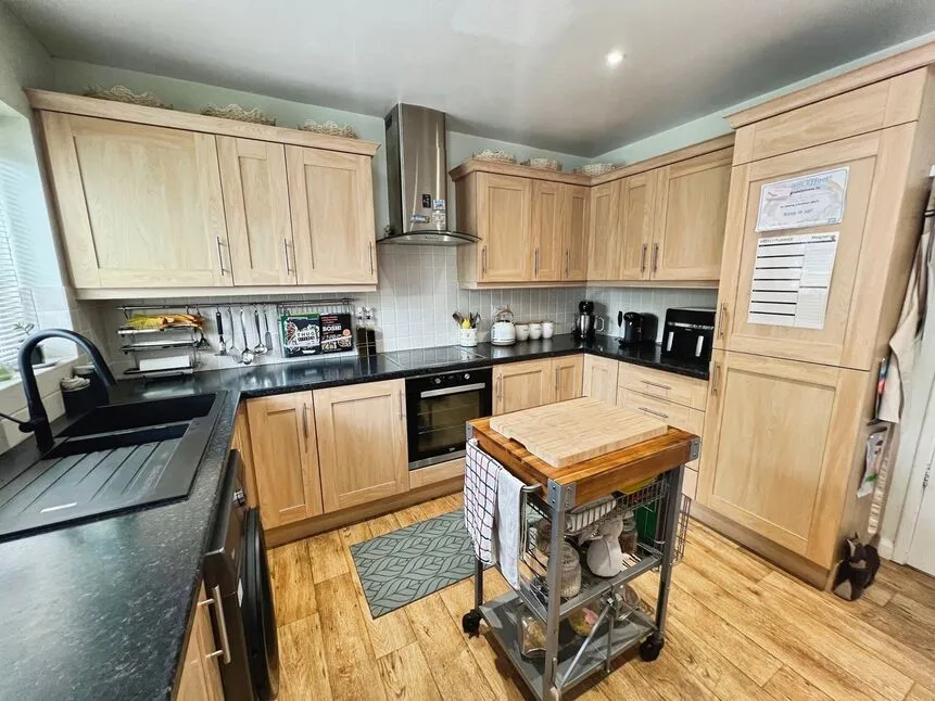 Coleshill Road, Nuneaton, Warwickshire, CV10, photo 5