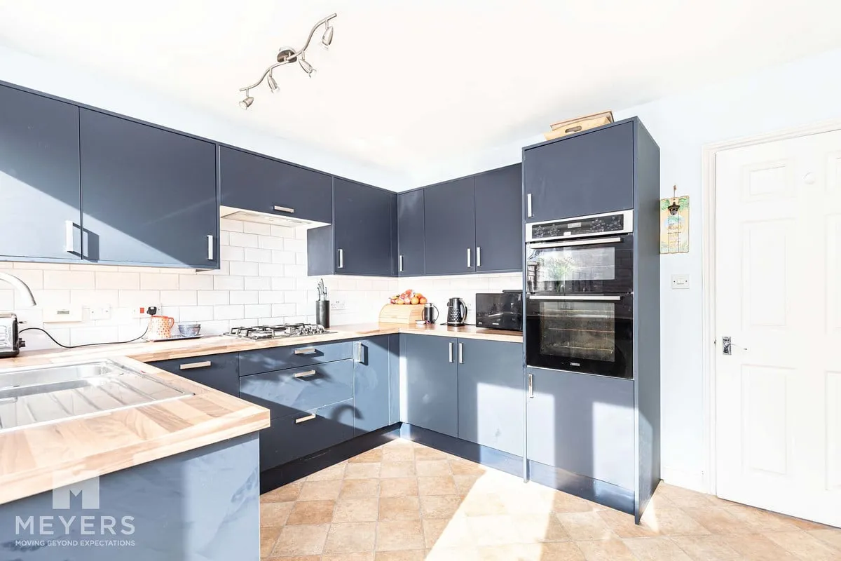 Miller Road, Christchurch, BH23, photo 8