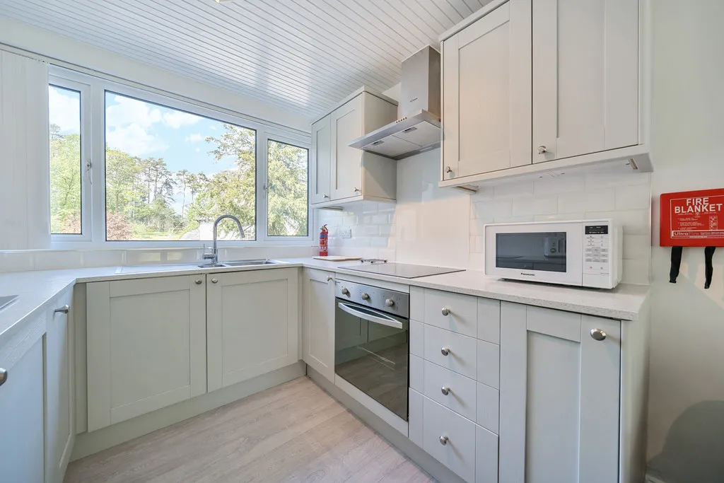 Lickbarrow Road, LA23, photo 17