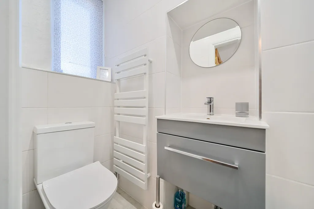 Lickbarrow Road, LA23, photo 21