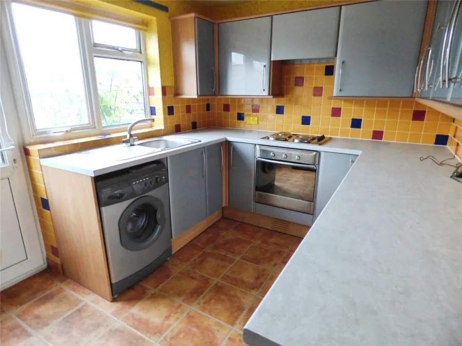 Noble Road, Hedge End, SO30, photo 3