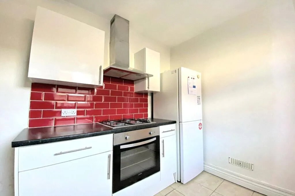 Bramble Road, Southsea, PO4, photo 6