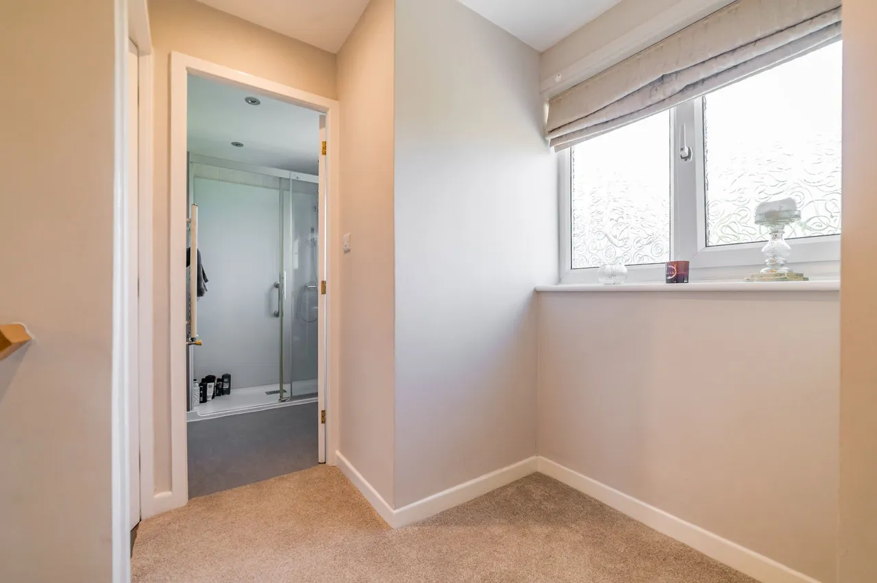 Thornbank Close, Hopwood, photo 22