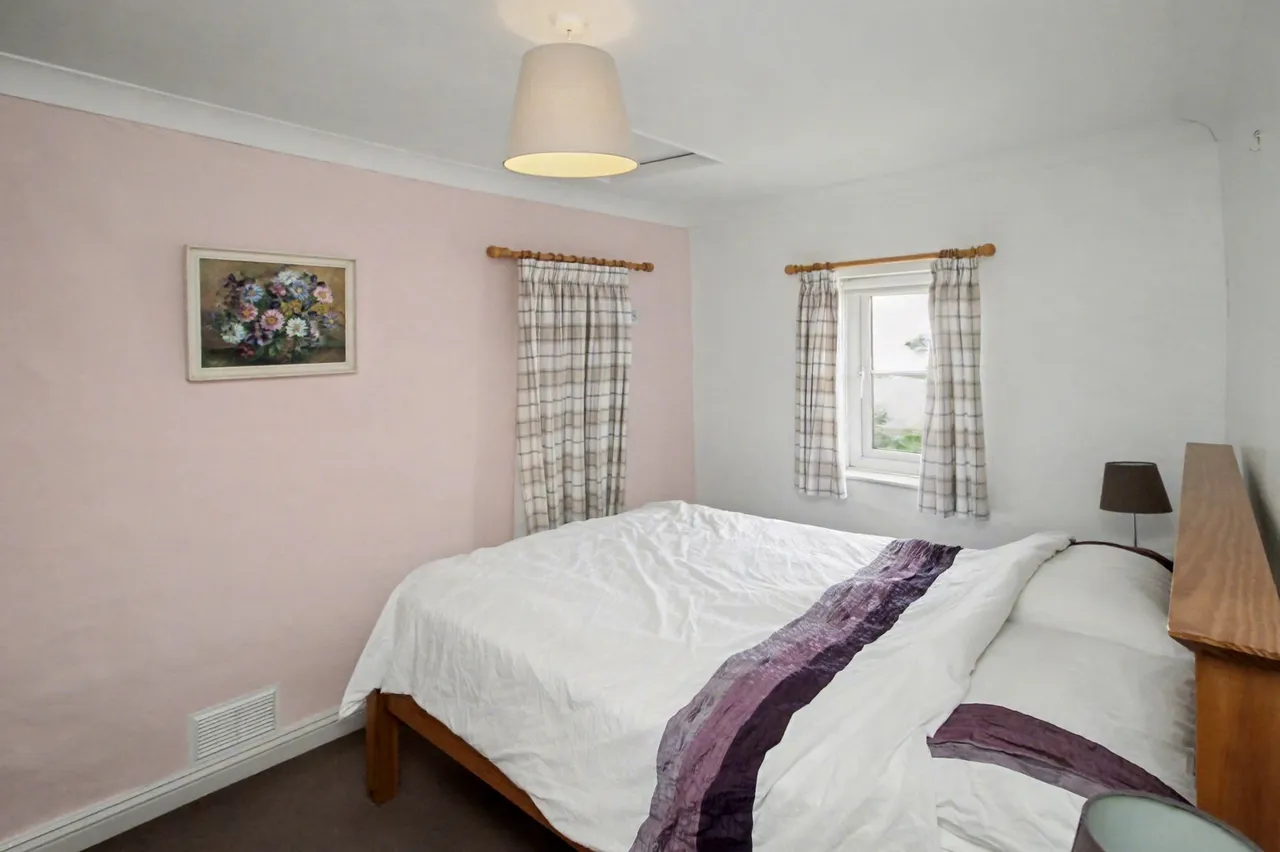 Charming Cottage Close to Holt Town C, photo 6