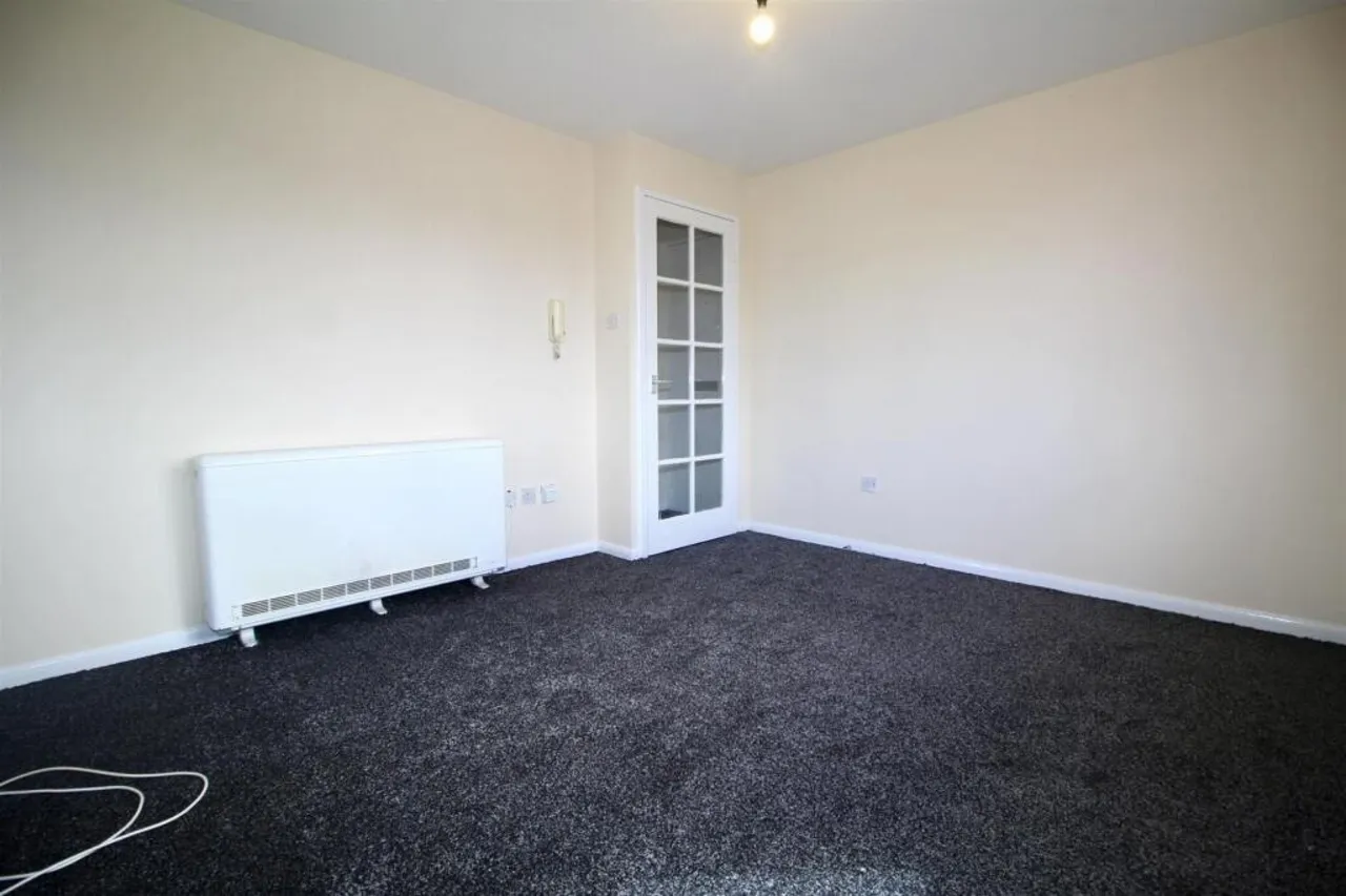 Linwood Crescent, Enfield, photo 2