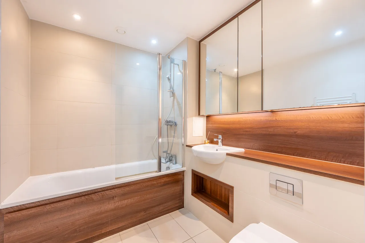 Flat 161, Marathon House, 33 Olympic Way, Wembley, photo 7