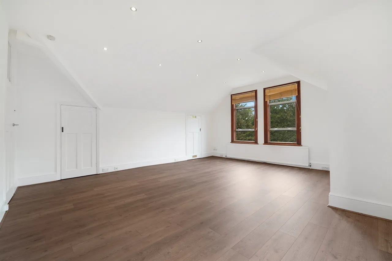 Blakesley Avenue, London, W5, photo 5