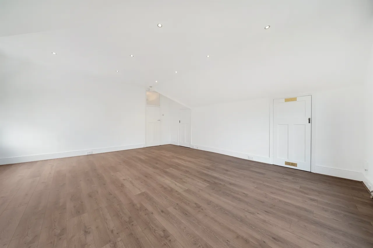 Blakesley Avenue, London, W5, photo 6