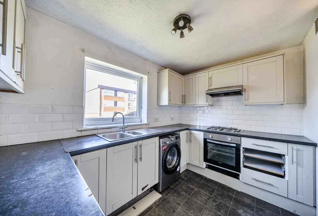 Avenue Road, Wallington, SM6 9QF, photo 5