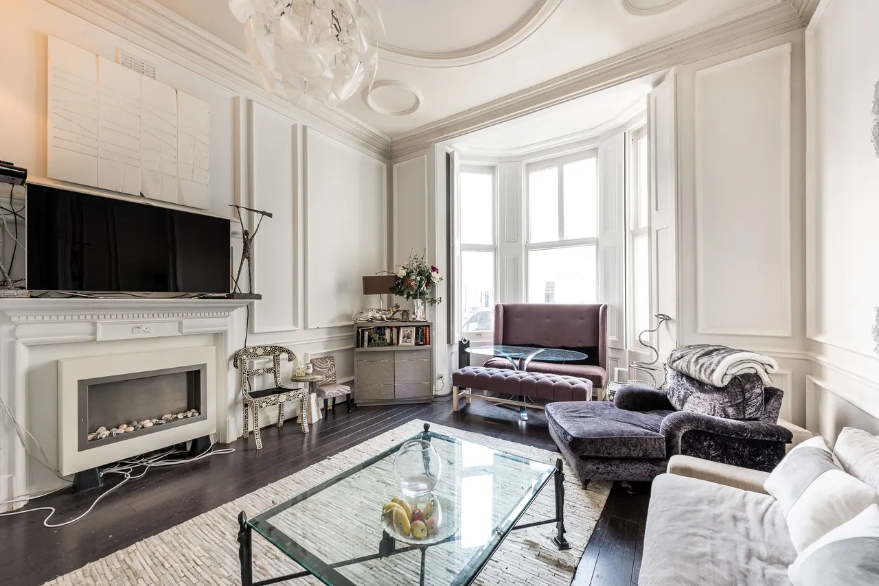 Flat 6, 55-57 Gloucester Road, London, photo 5