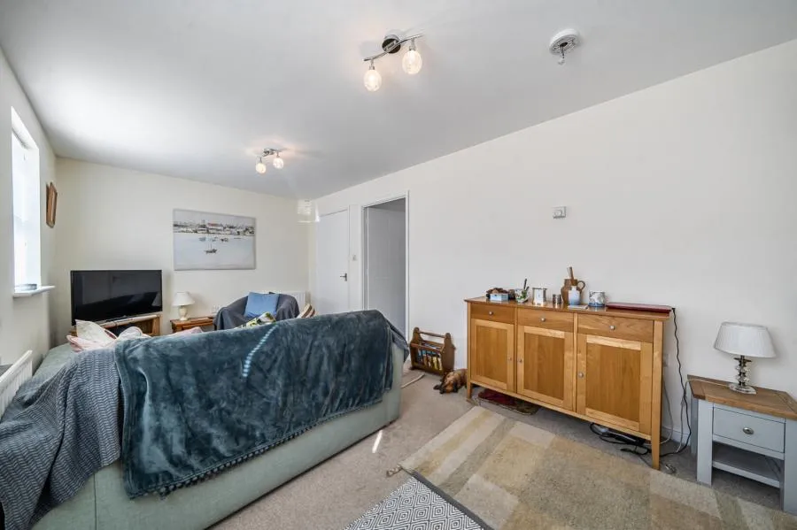 Great Meadow Way, Aylesbury, HP19, photo 5