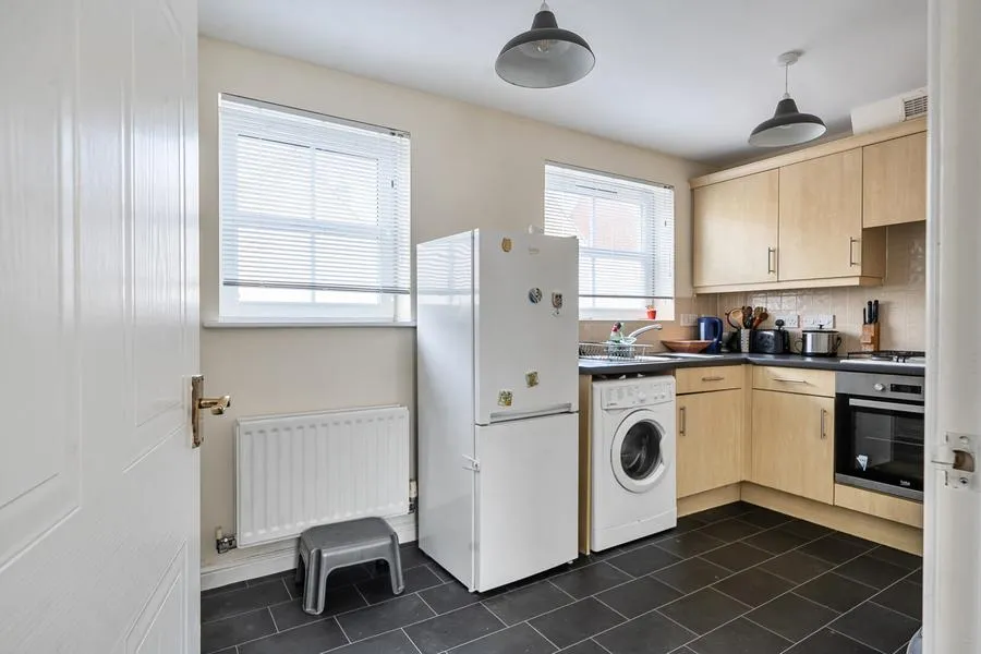 Great Meadow Way, Aylesbury, HP19, photo 20