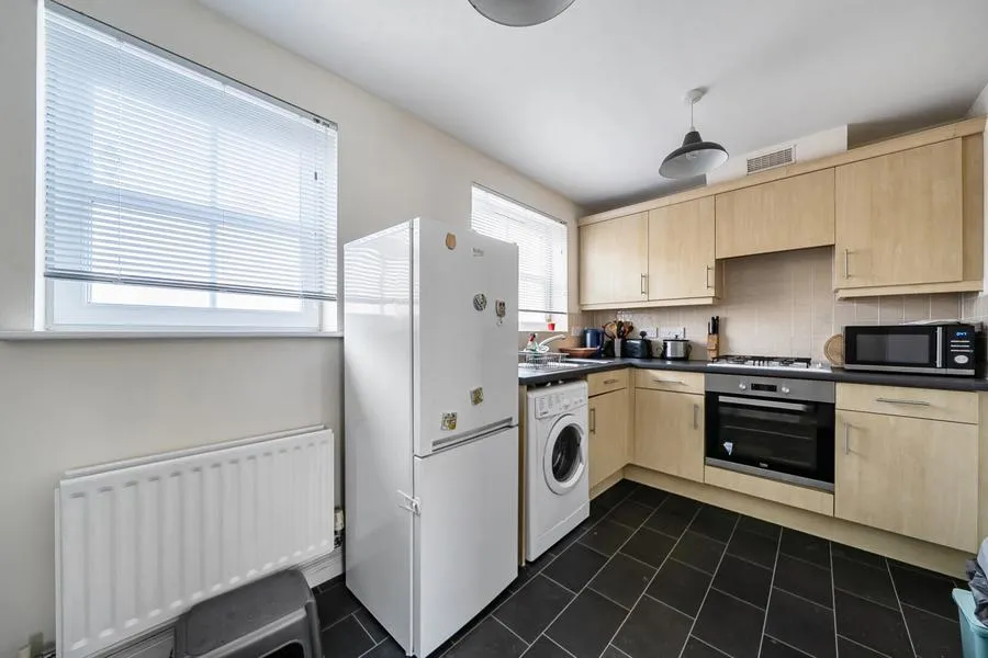 Great Meadow Way, Aylesbury, HP19, photo 19