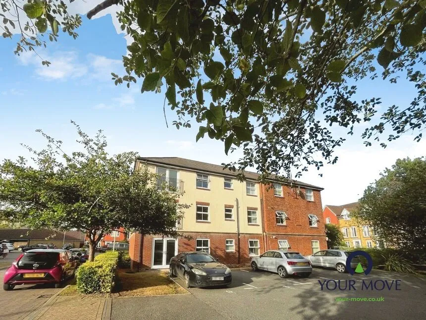 2 bed flat to rent — Alderney Way, Kennington, Kent, TN24