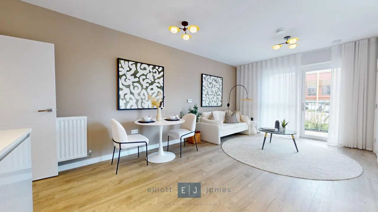 Luctons Close, Loughton, photo 6