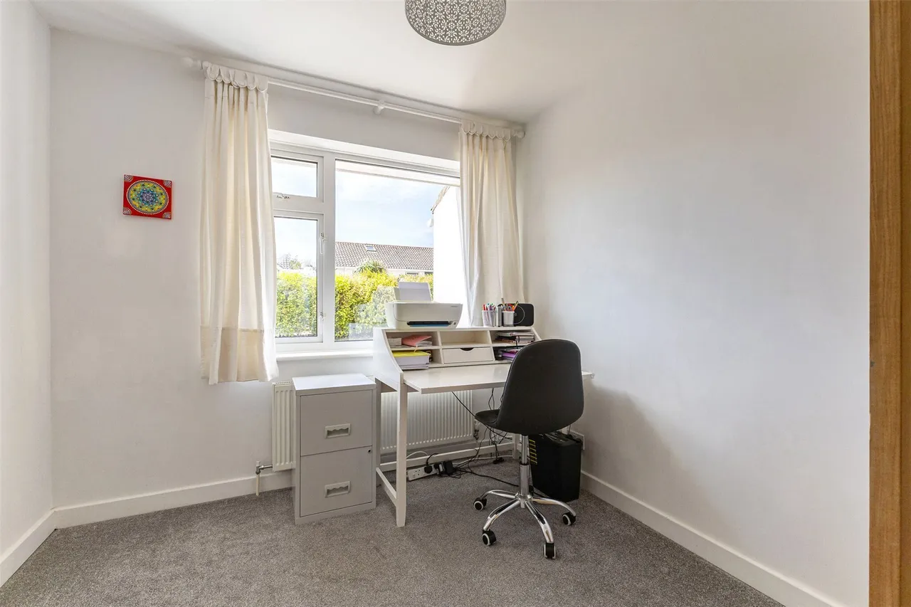 Fullerton Road, Lymington, Hampshire, SO41, photo 6