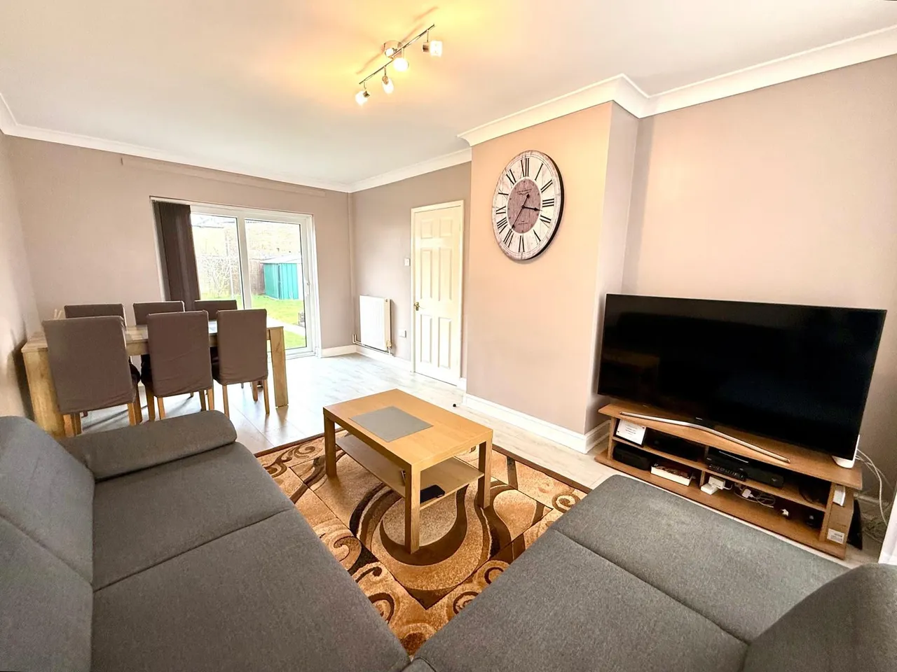 Cranmore Avenue, Swindon, Wiltshire, SN3 2EQ, photo 3