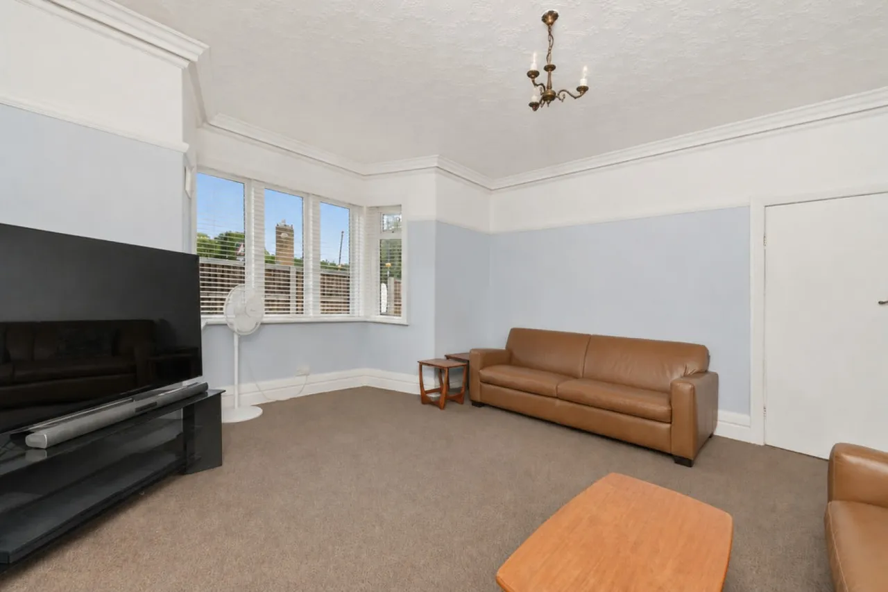 Yew Street, Fartown, photo 5