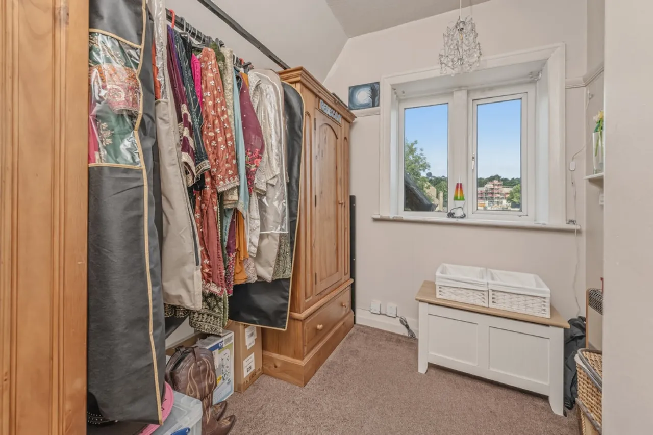 Yew Street, Fartown, photo 9