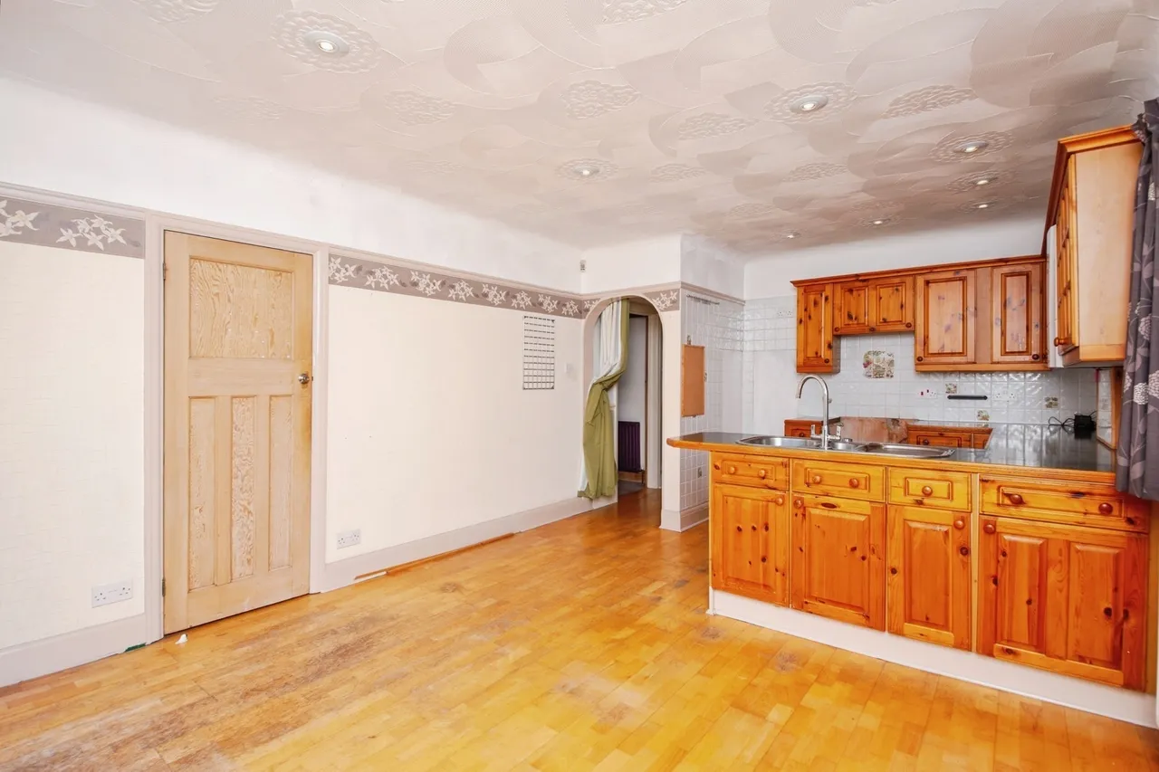 Carlton Road, Clacton-on-Sea, Essex, CO15, photo 7