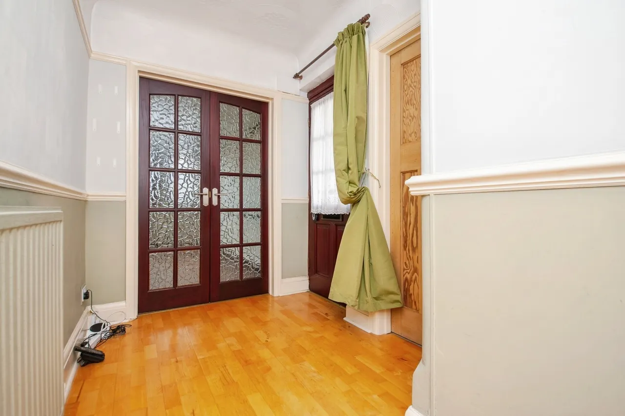 Carlton Road, Clacton-on-Sea, Essex, CO15, photo 6