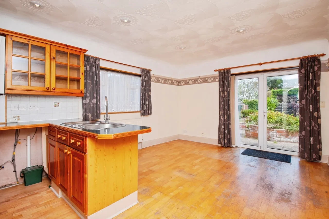 Carlton Road, Clacton-on-Sea, Essex, CO15, photo 4