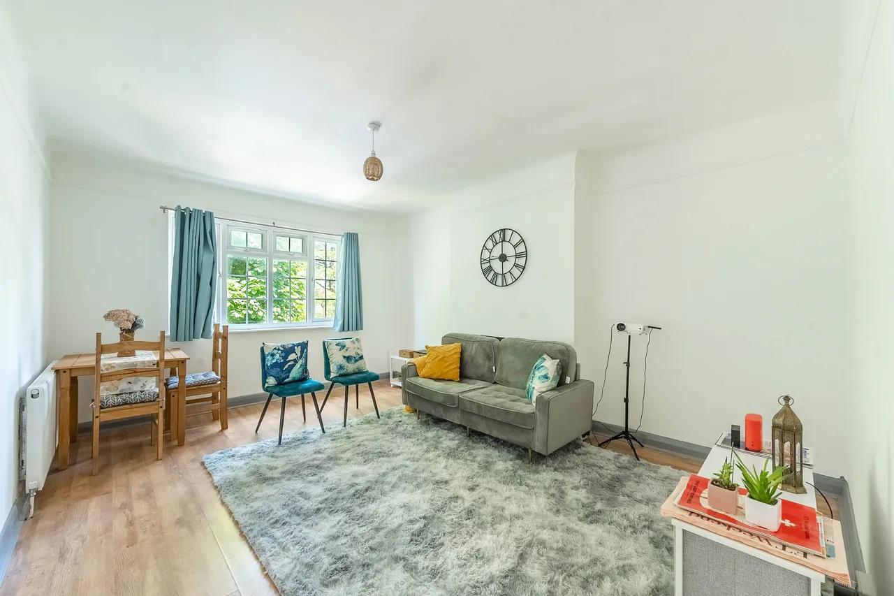 2 bed flat to rent — 19 Marlborough Court, Marlborough Hill, Harrow
