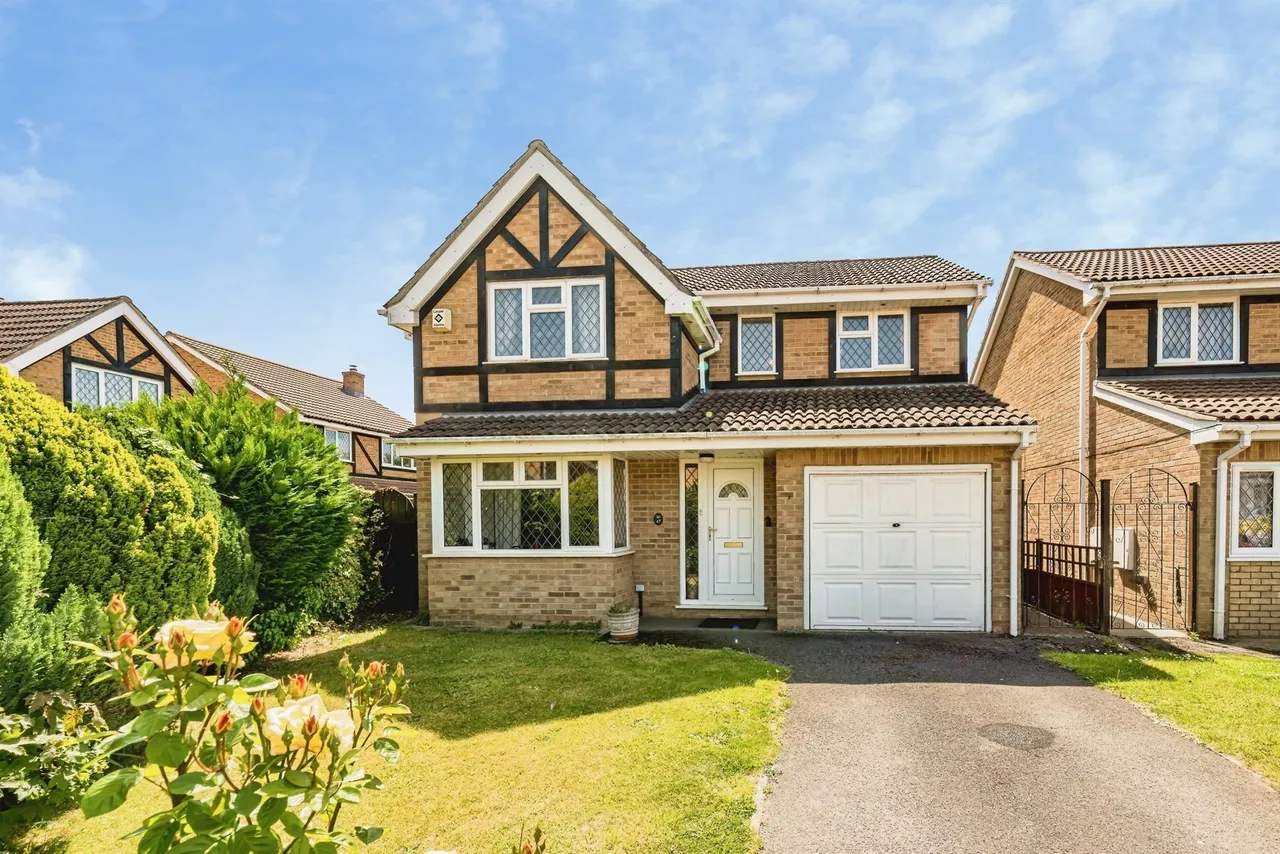 Portland Close, Slough, SL2, photo 20