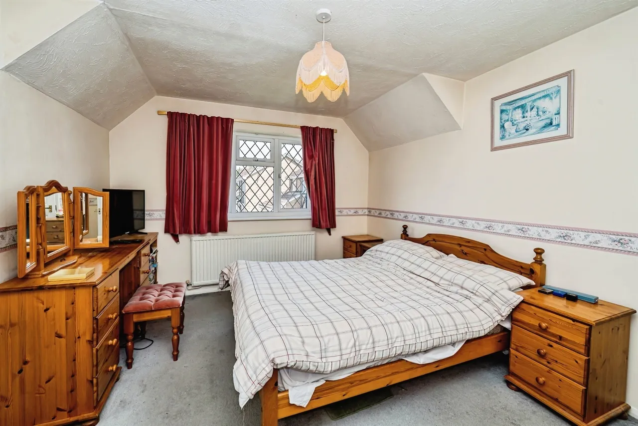 Portland Close, Slough, SL2, photo 6