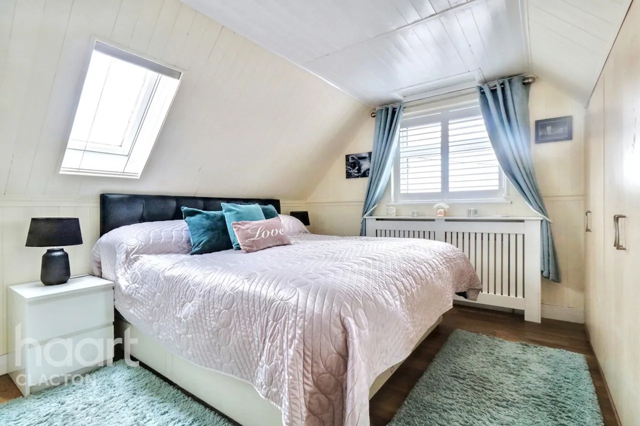 Alpha Road, Clacton-On-Sea, CO16, photo 10
