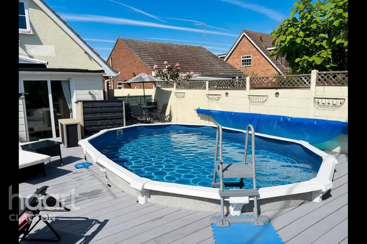Alpha Road, Clacton-On-Sea, CO16, photo 16