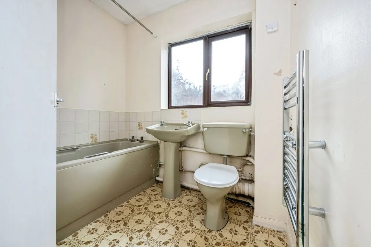 St. Leonards Avenue, Bedford, Bedfordshire, MK42, photo 11