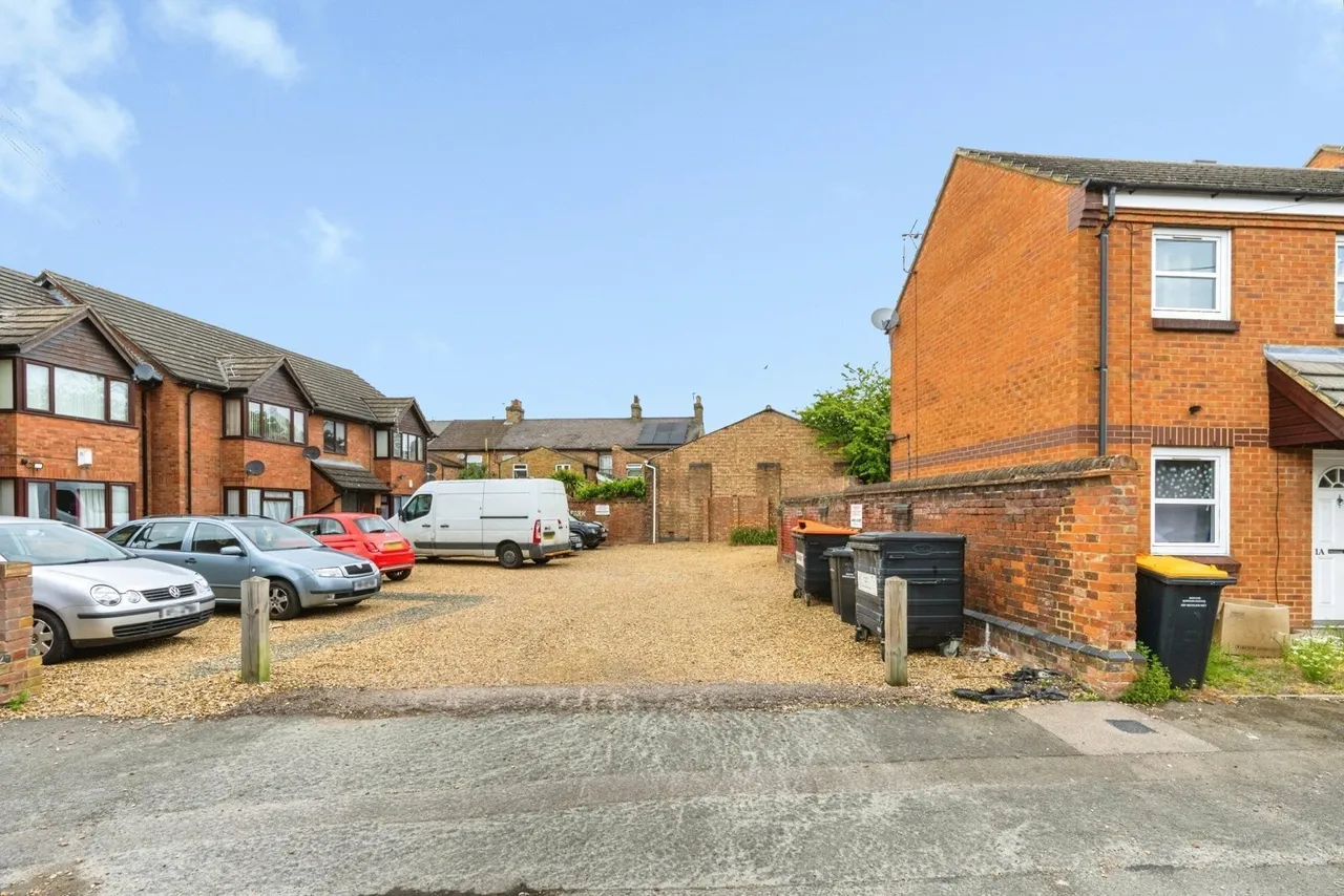 St. Leonards Avenue, Bedford, Bedfordshire, MK42, photo 19