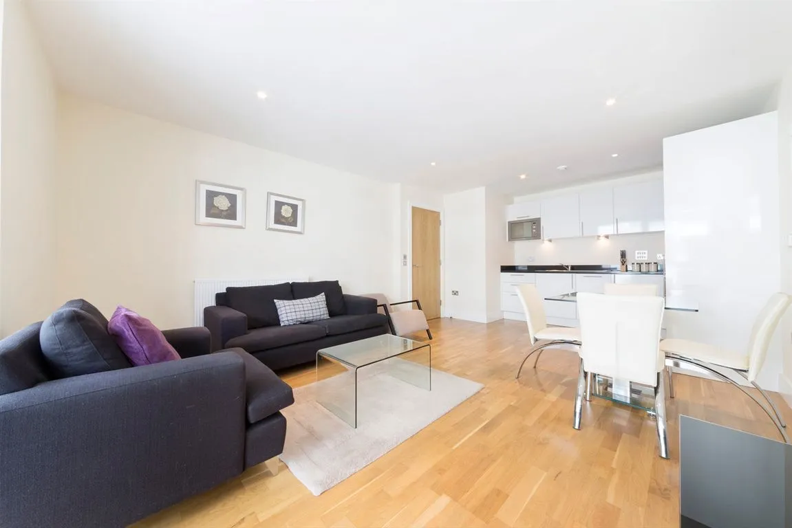 1 bed flat to rent, Millharbour, Canary Wharf