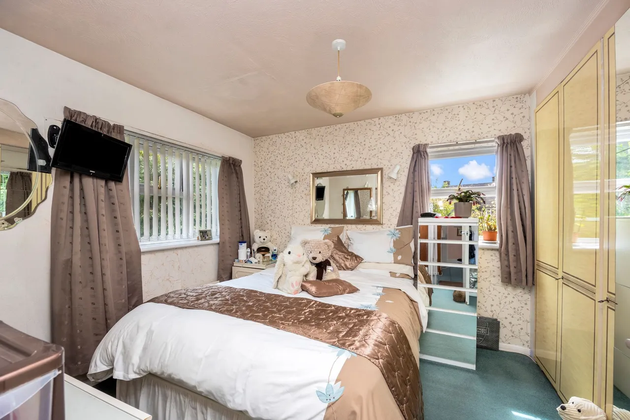 Burchetts Close, Haywards Heath, RH16, photo 7