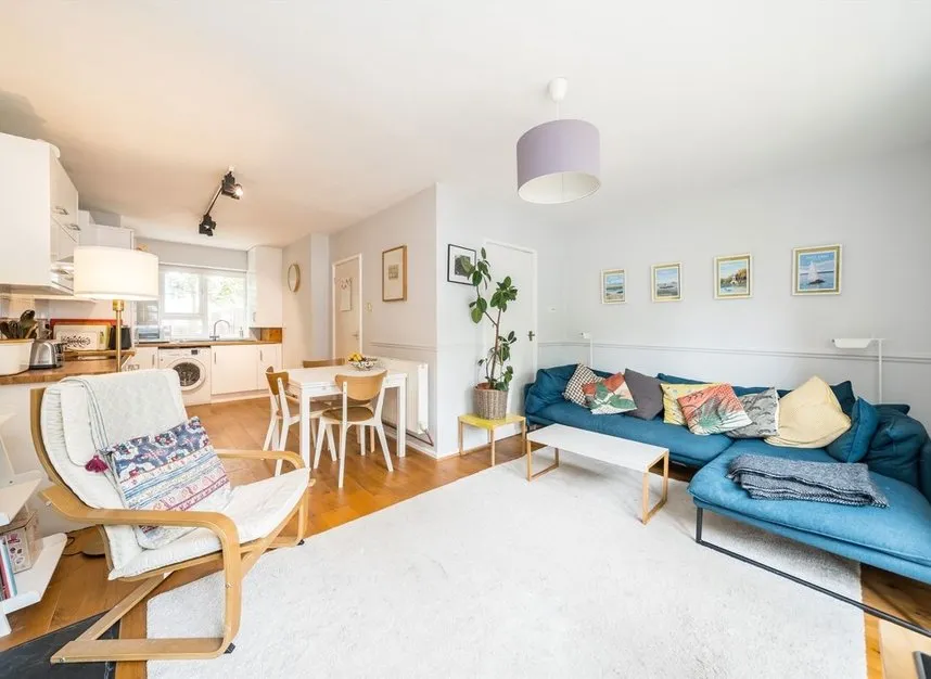 Sydmons Court, Honor Oak, SE23, photo 2