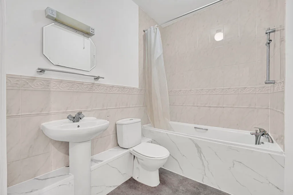 Blackthorn Road, Ilford, IG1, photo 8